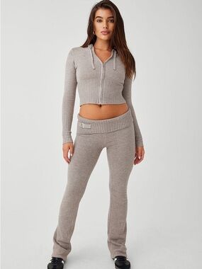 Amazon 2 Piece Set Gray Knit Pants and long sleeve y2k Top with hoodie
